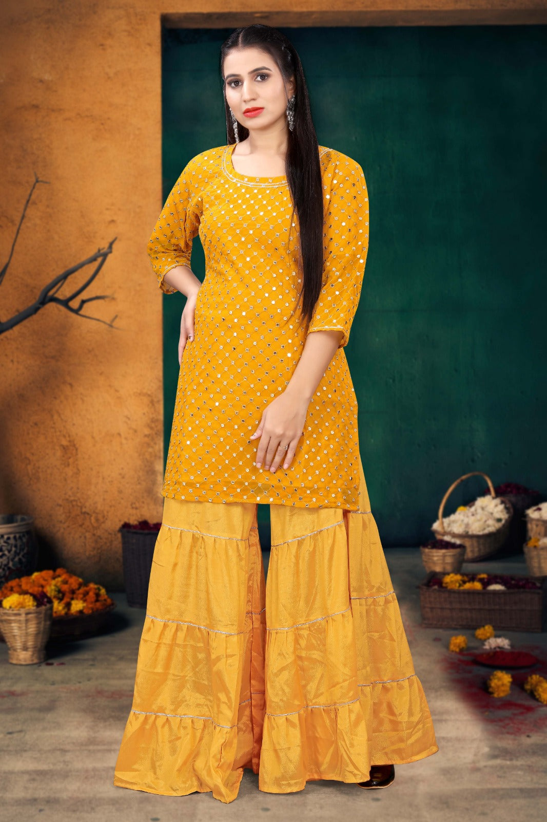 PARTY PIECE PERFECT FOR ALL FESTIVALS.