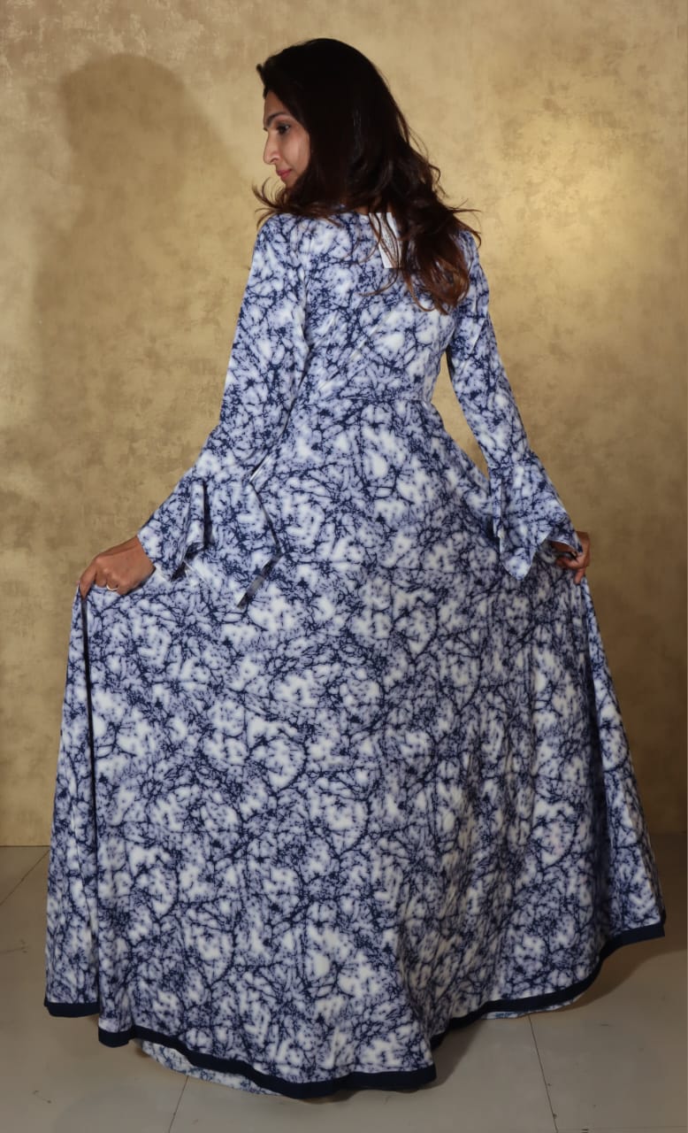 MKG7 LONG SOLID BLUE CREPE GOWN